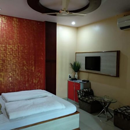 Surya Hotel Katni Exterior foto
